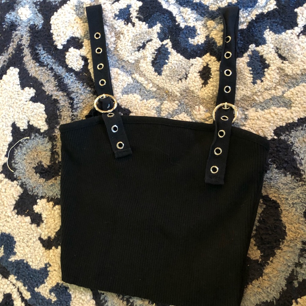 Black crop top size small